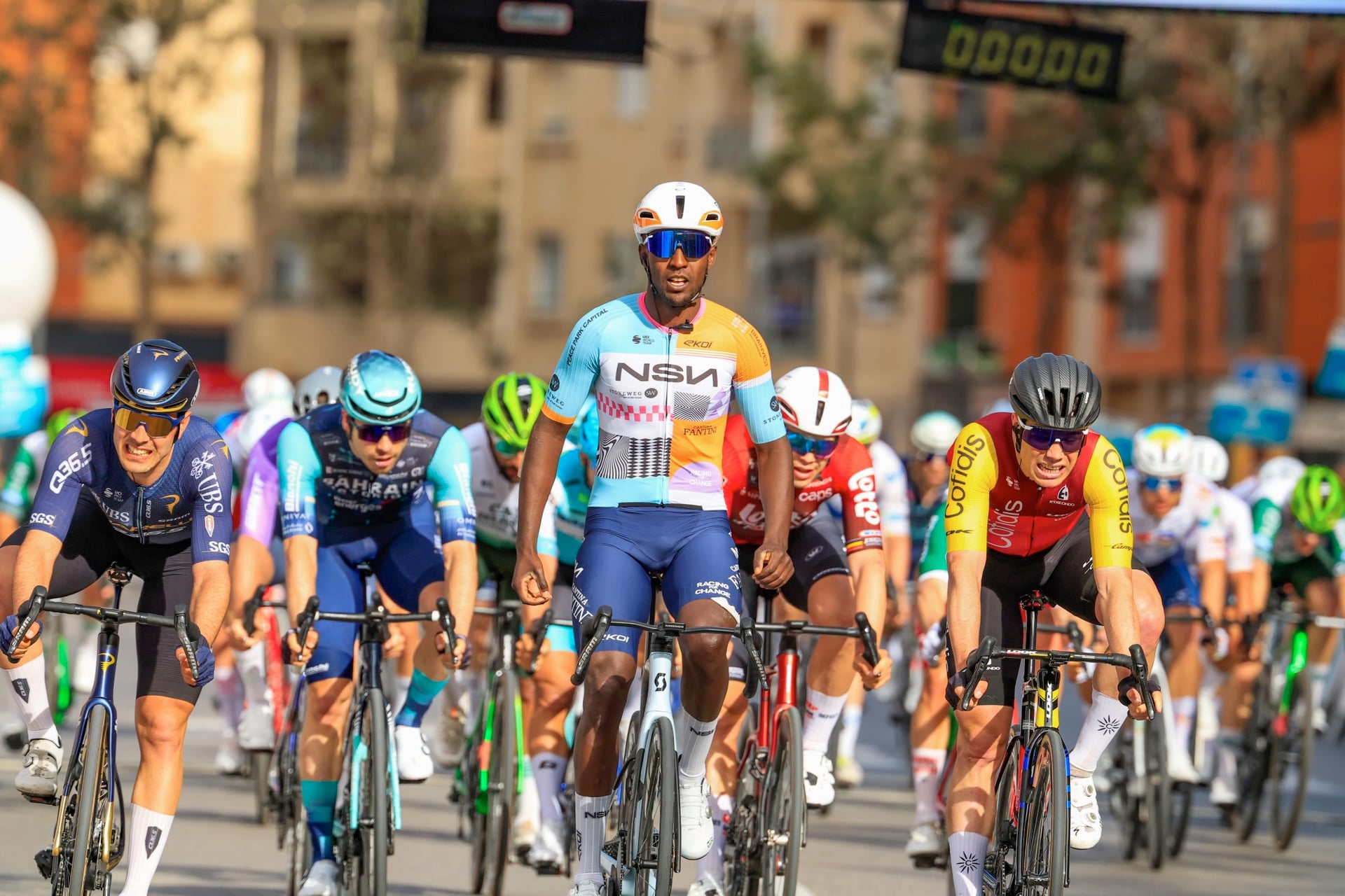 Girmay sprints to second season win in Clásica de Almería