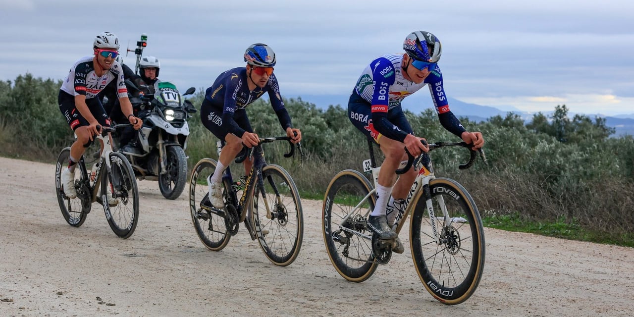 Serious crash sidelines Maxim Van Gils for months with pelvic fracture