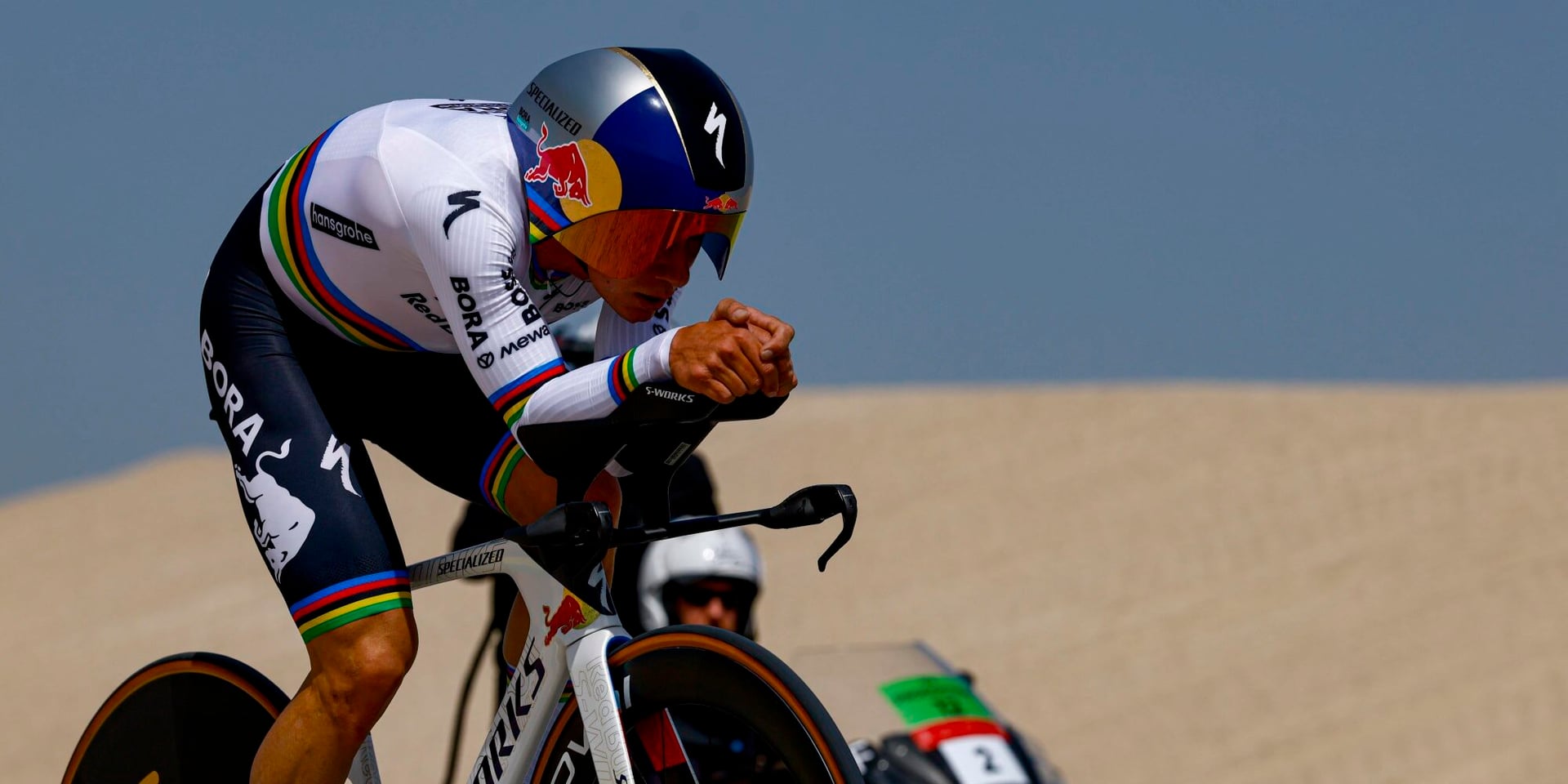 Why Remco Evenepoel rode the time trial in the UAE Tour with long sleeves