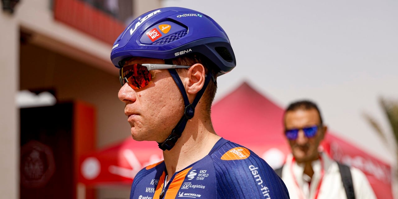 Jakobsen, Ghys, Hoole and Hayter crash hard in UAE Tour