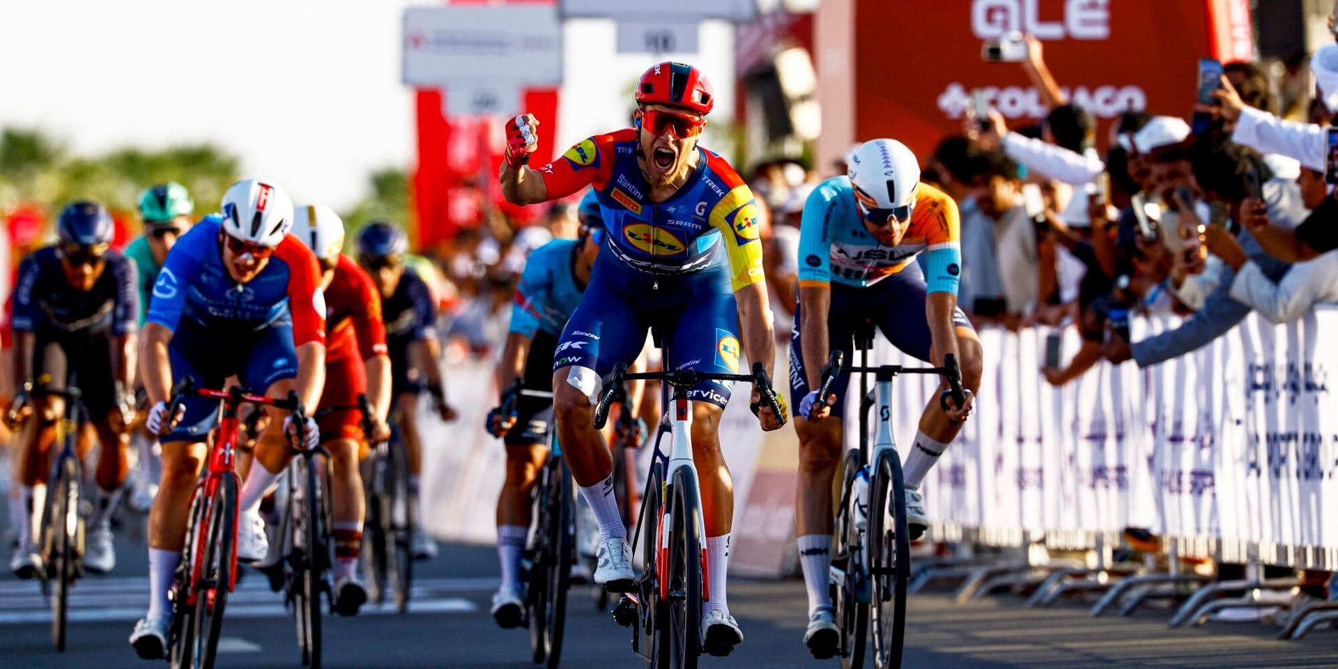 Jonathan Milan sprints to stage win after thrilling finale at UAE Tour