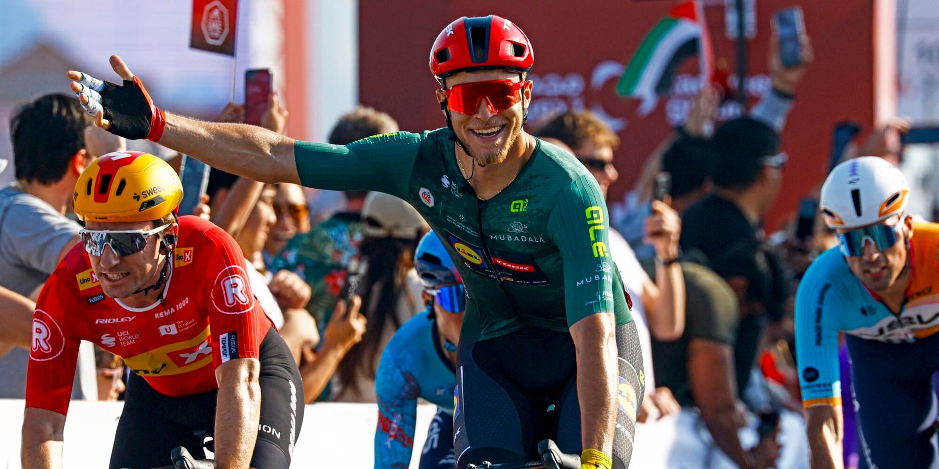 Superior Jonathan Milan sprints to third stage win in UAE Tour, Del Toro takes overall victory