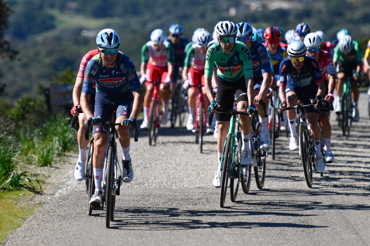 Mauri Vansevenant made his move as well - photo: Fotopersburo Cor Vos