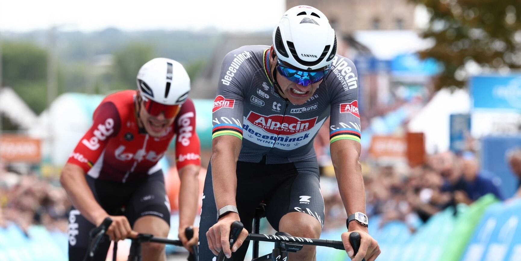 Mathieu van der Poel beats Arnaud De Lie and Tim Wellens in Renewi Tour after long sprint