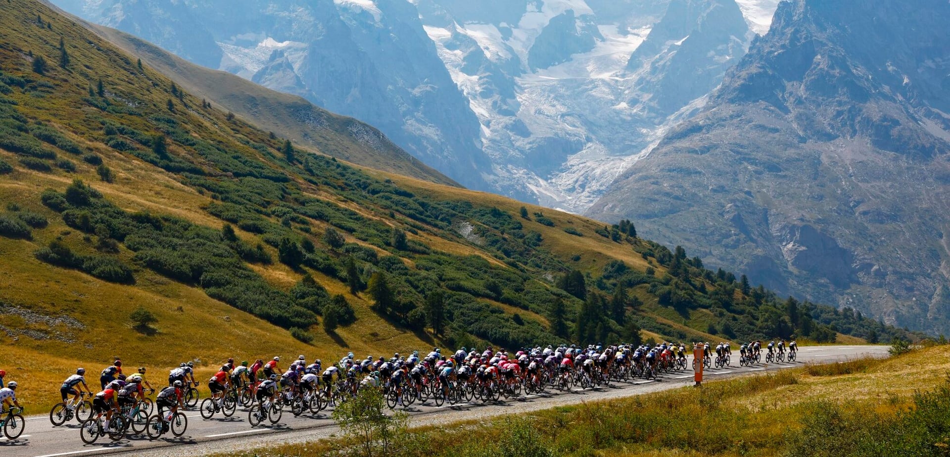 2025 Vuelta: GC favourites riding like pals in Andorra