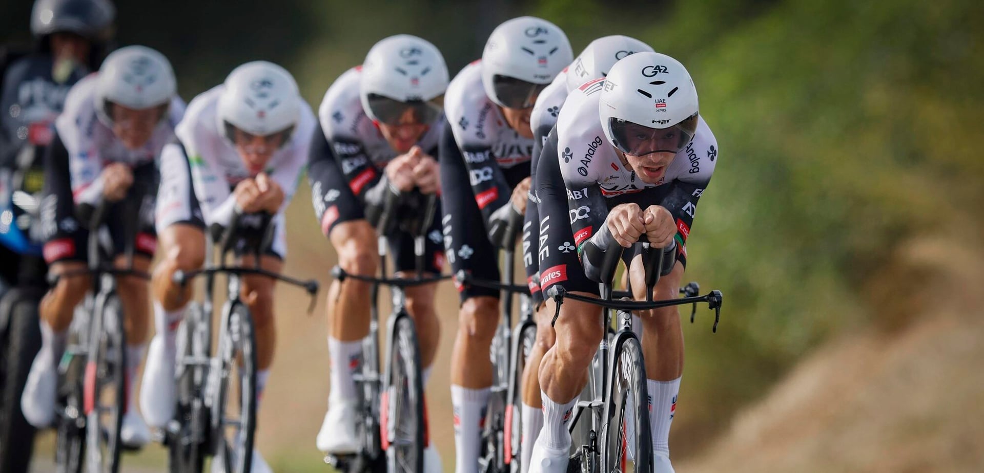 UAE Emirates XRG celebrates - photo: Cor Vos