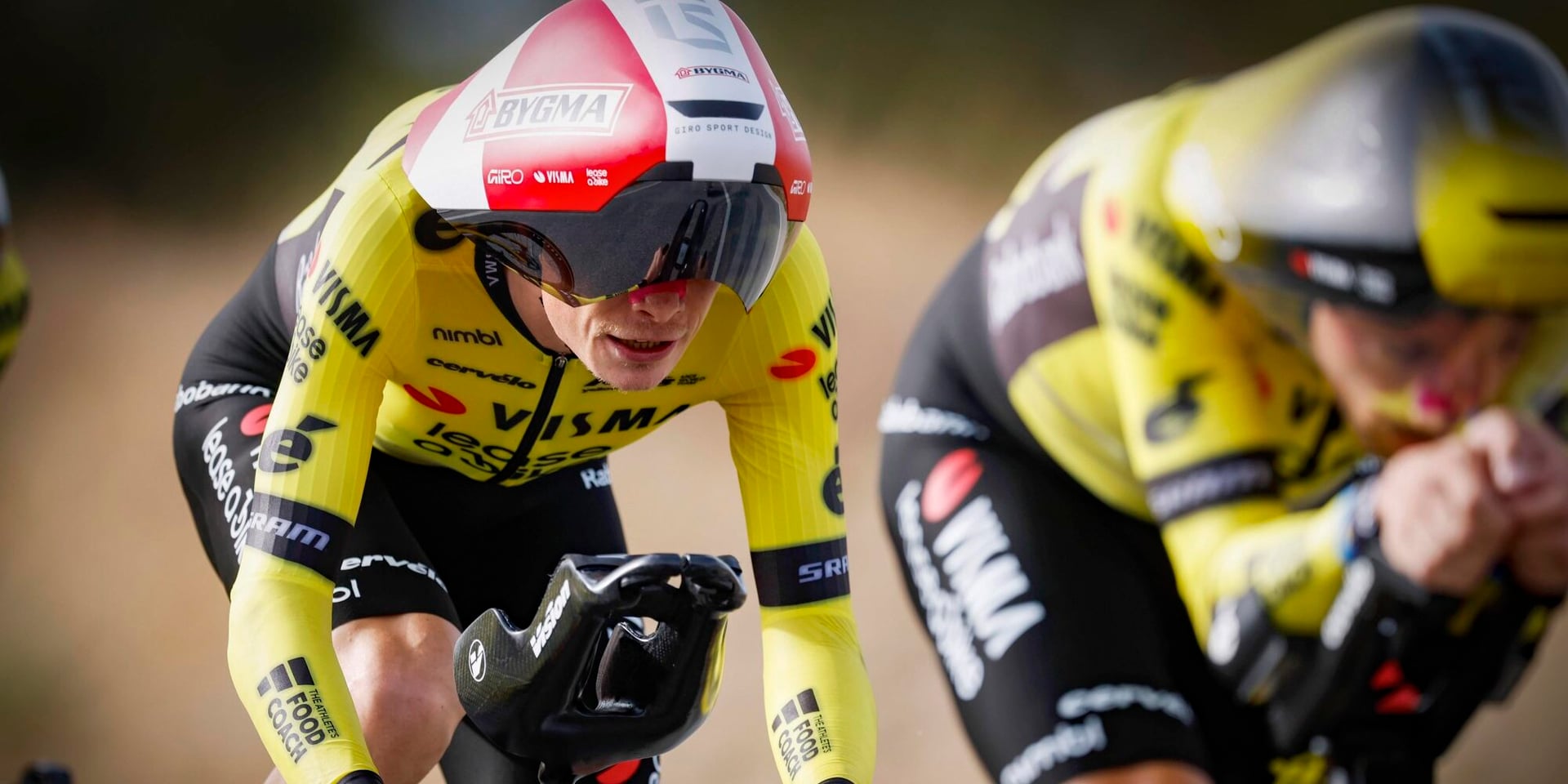 Vuelta 2025: Jonas Vingegaard Reclaims Leader's Jersey, UAE Emirates XRG Win Team Time Trial