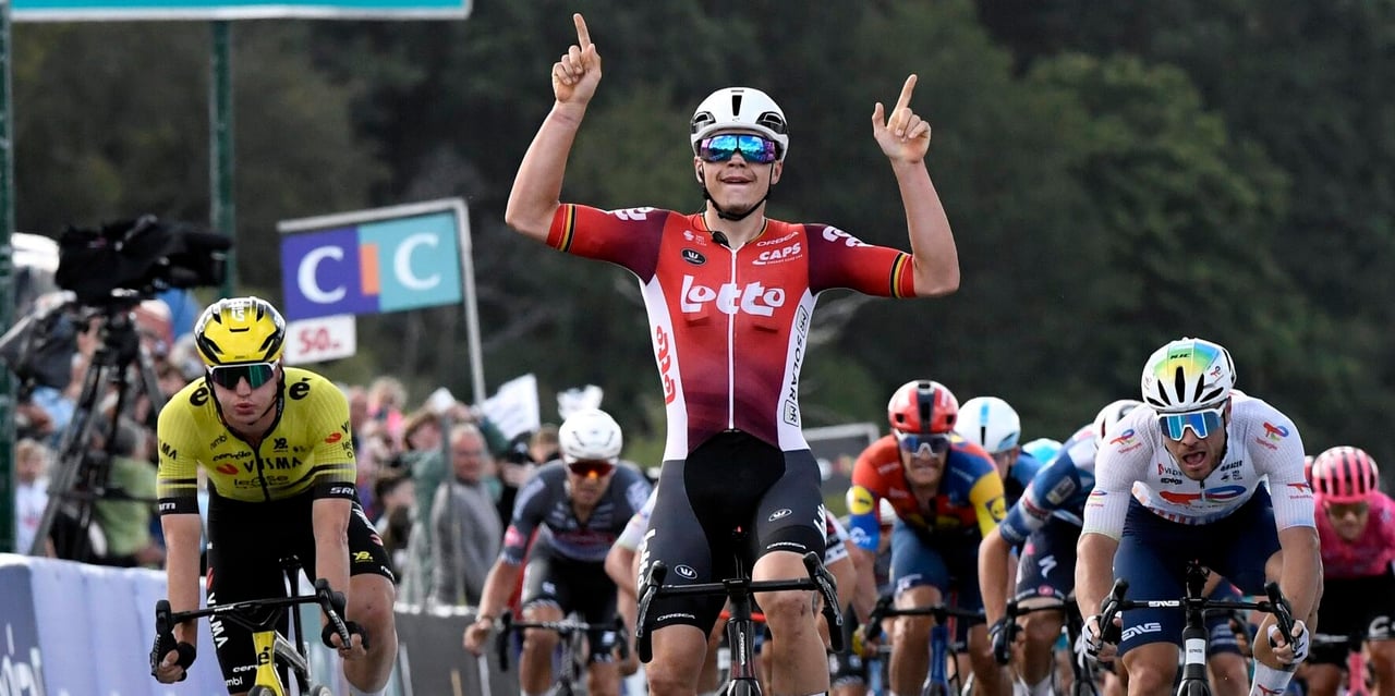 Arnaud De Lie Beats Jeannière and Kooij in Sprint for Bretagne Classic After Thrilling Finale