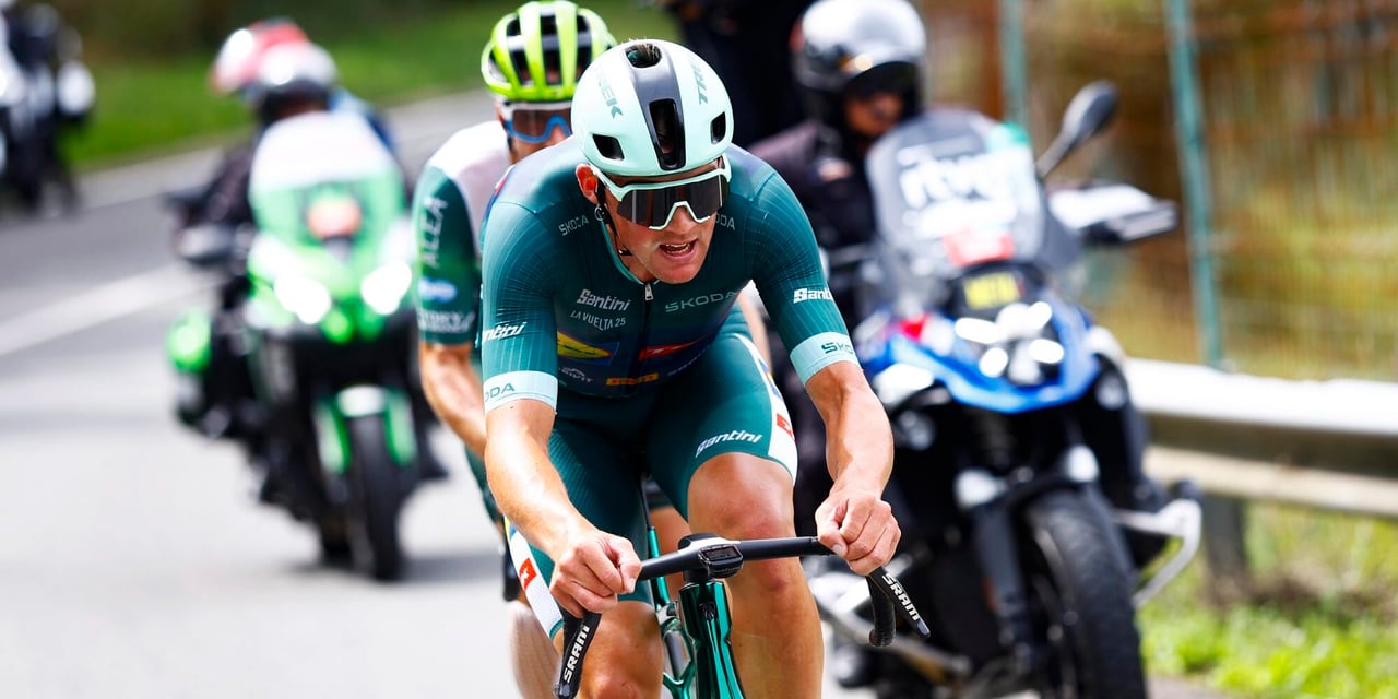 Pedersen was very active out on the road - photo: Cor Vos