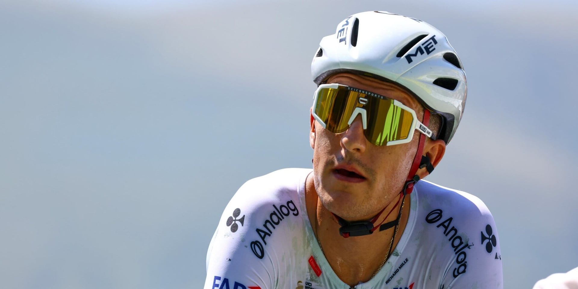 Vuelta 2025: Marc Soler Soloes to Seventh Stage Win on Tough Final Climb UAE Emirates XRG