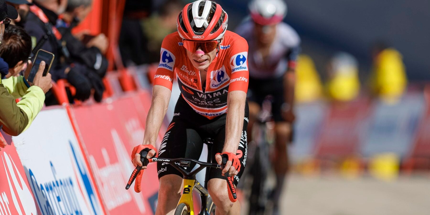 Jonas Vingegaard Seals Vuelta 2025 Overall Victory with Perfect Queen Stage Ride