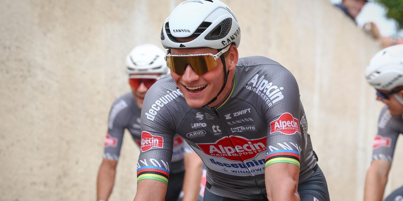 Mathieu van der Poel Impresses on Mountain Bike Comeback in Les Gets