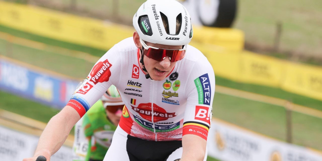 Michael Vanthourenhout Triumphs in Thrilling Duel with Ronhaar at Superprestige Overijse