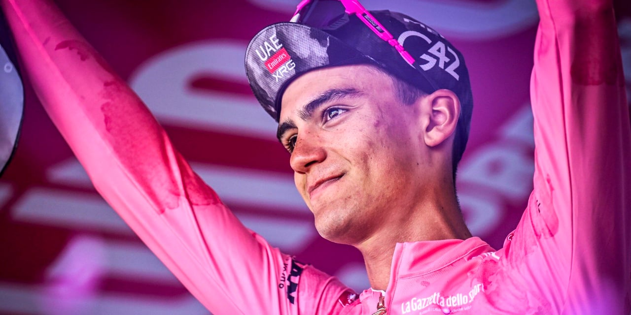 Candid Isaac Del Toro Reflects on Giro Finale: "It's Something That Hurts"