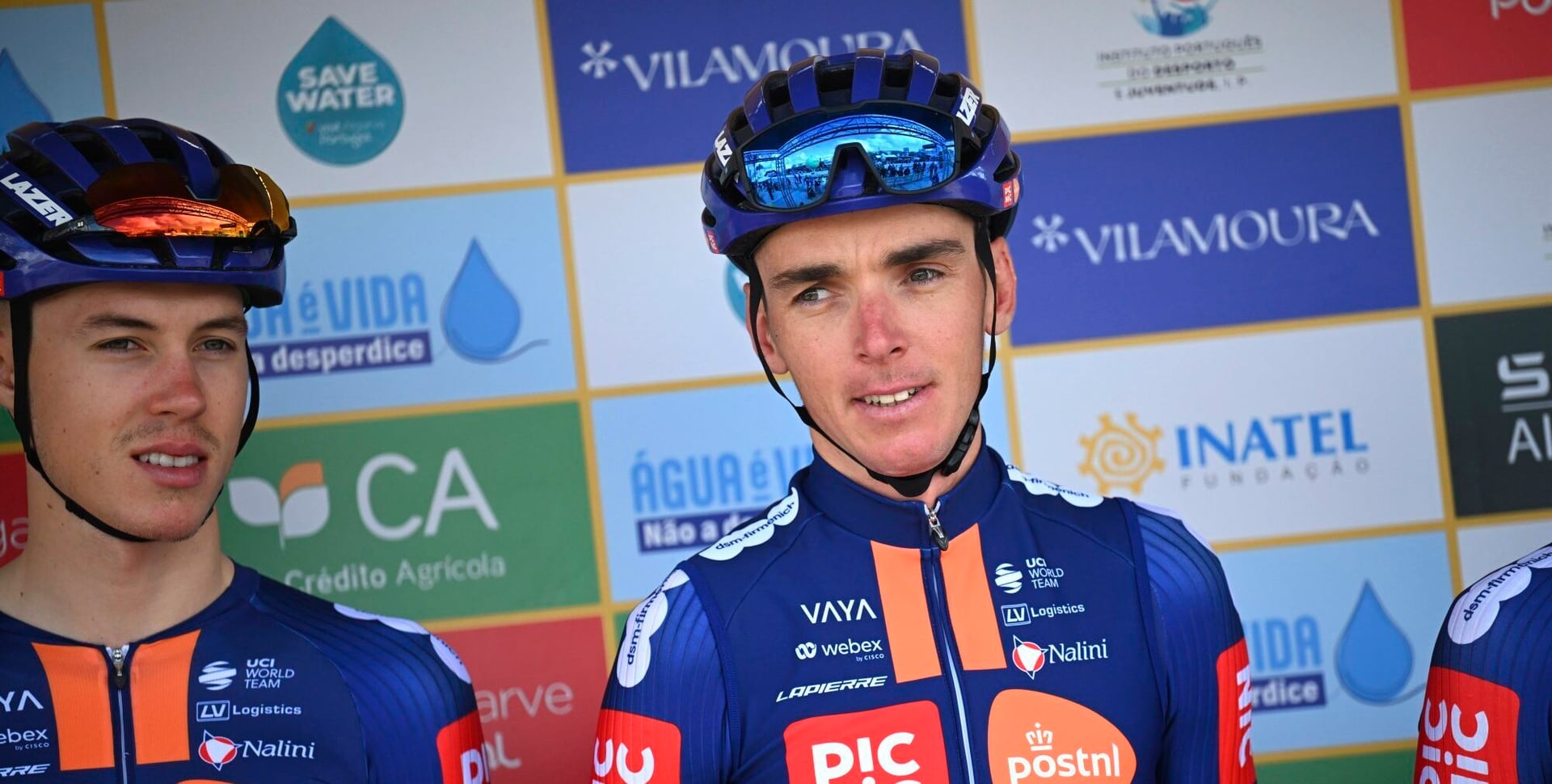 Romain Bardet opens his season with win in UCI Gravel World Series