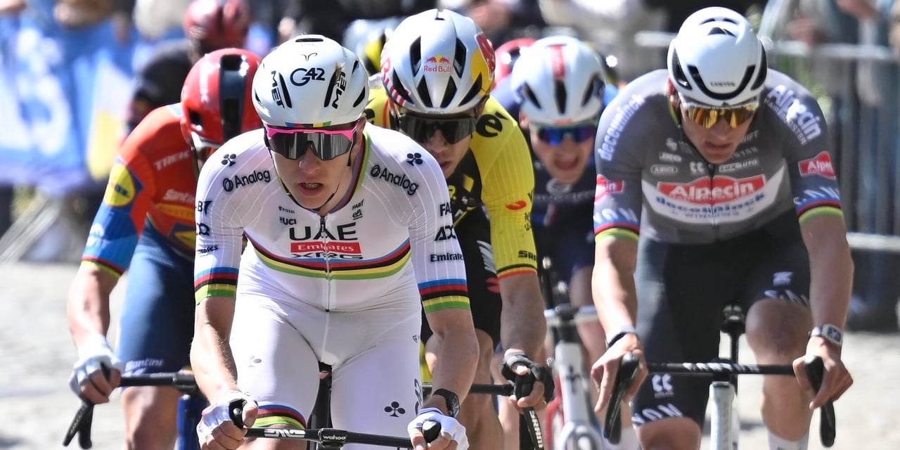 Pogacar, Van Aert and Van der Poel in the Tour of Flanders - photo: Fotopersburo Cor Vos