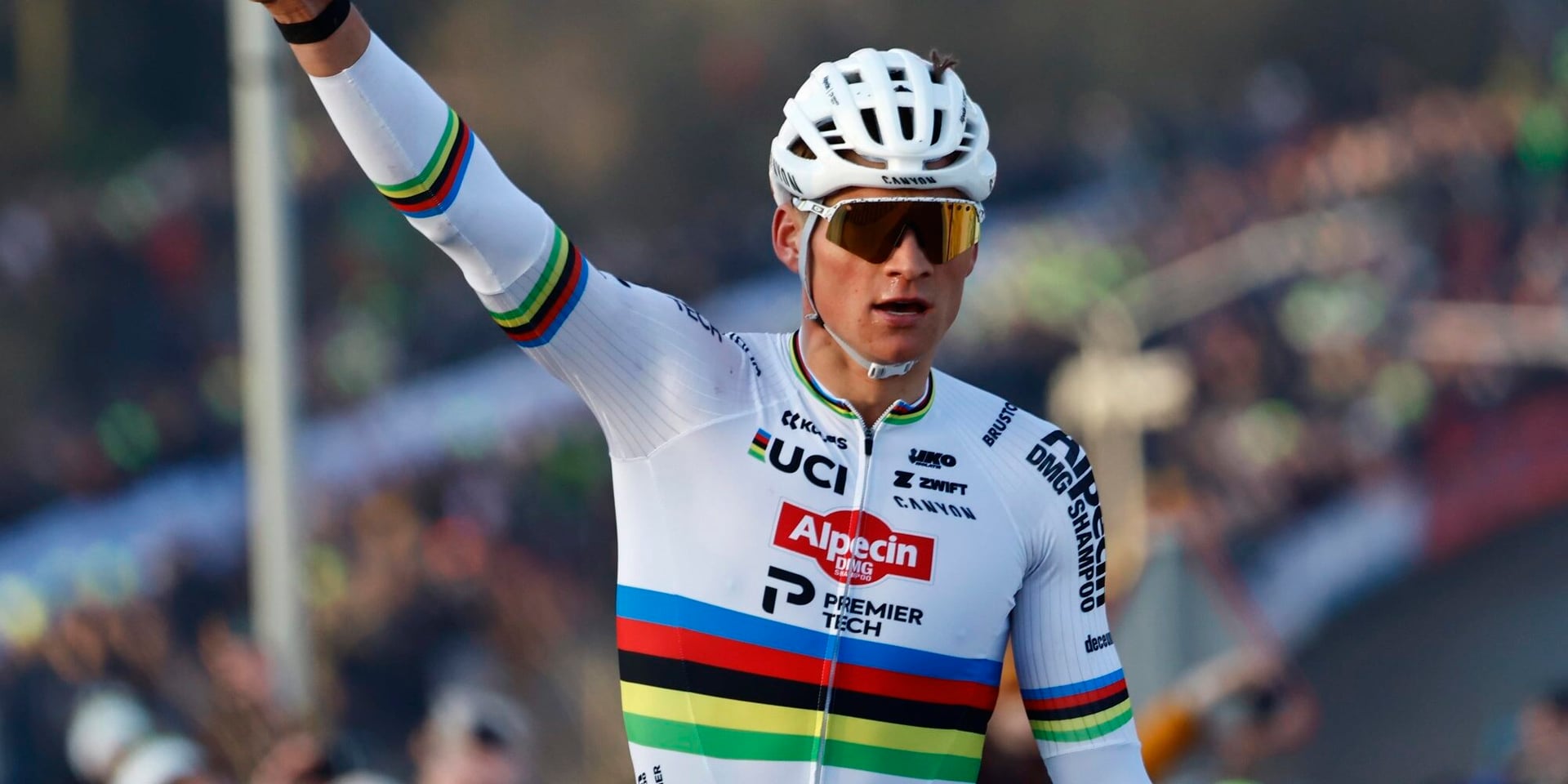 Mathieu van der Poel leaves Sven Nys behind, now holds World Cup record alone