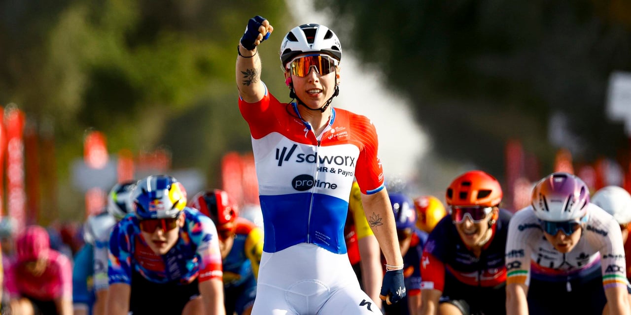 Lorena Wiebes gets the victory with impressive sprint win in UAE Tour Women