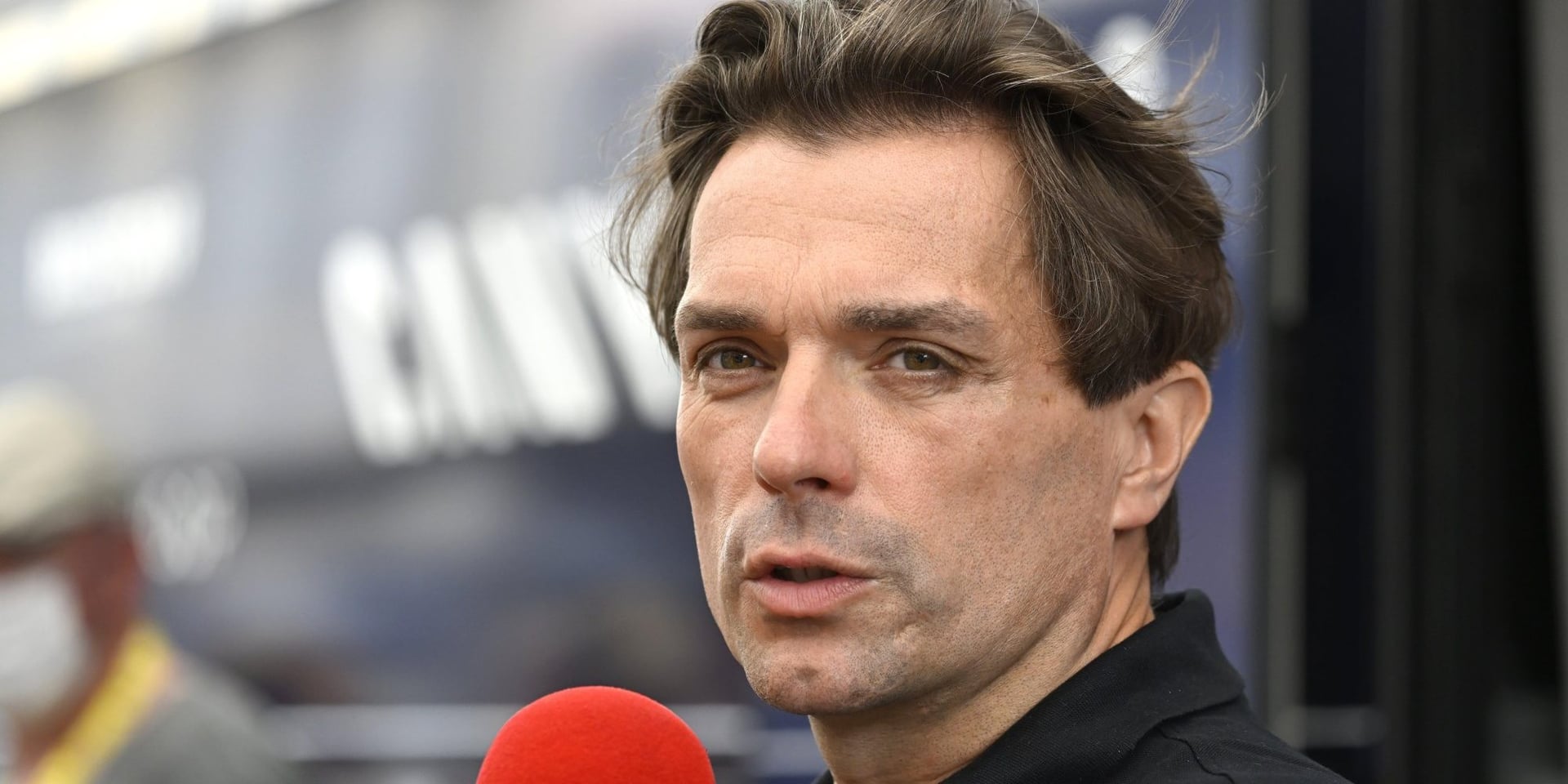 Christoph Roodhooft calls Mathieu van der Poel's favorite status 'exaggerated'