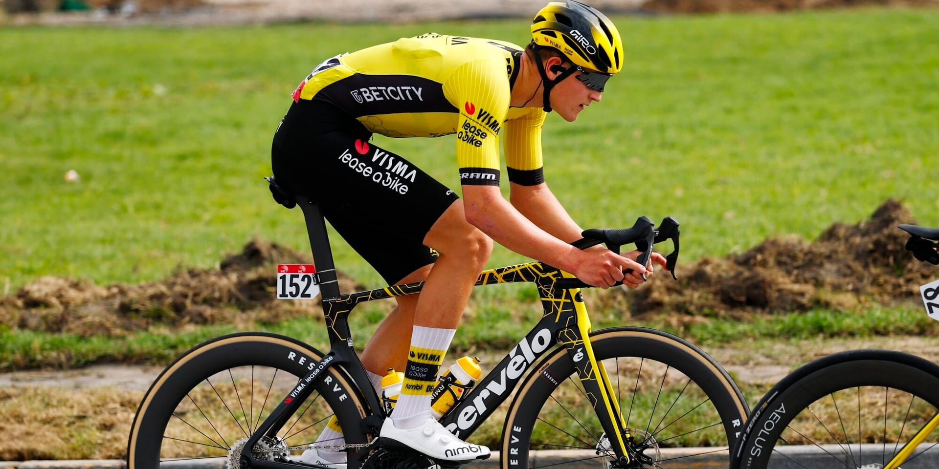 Niklas Behrens out for months due to heart arrhythmias