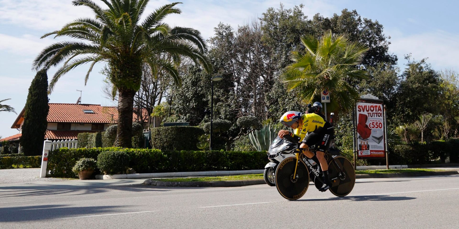 Wout van Aert took it relatively easy by his standards – photo: Fotopersburo Cor Vos