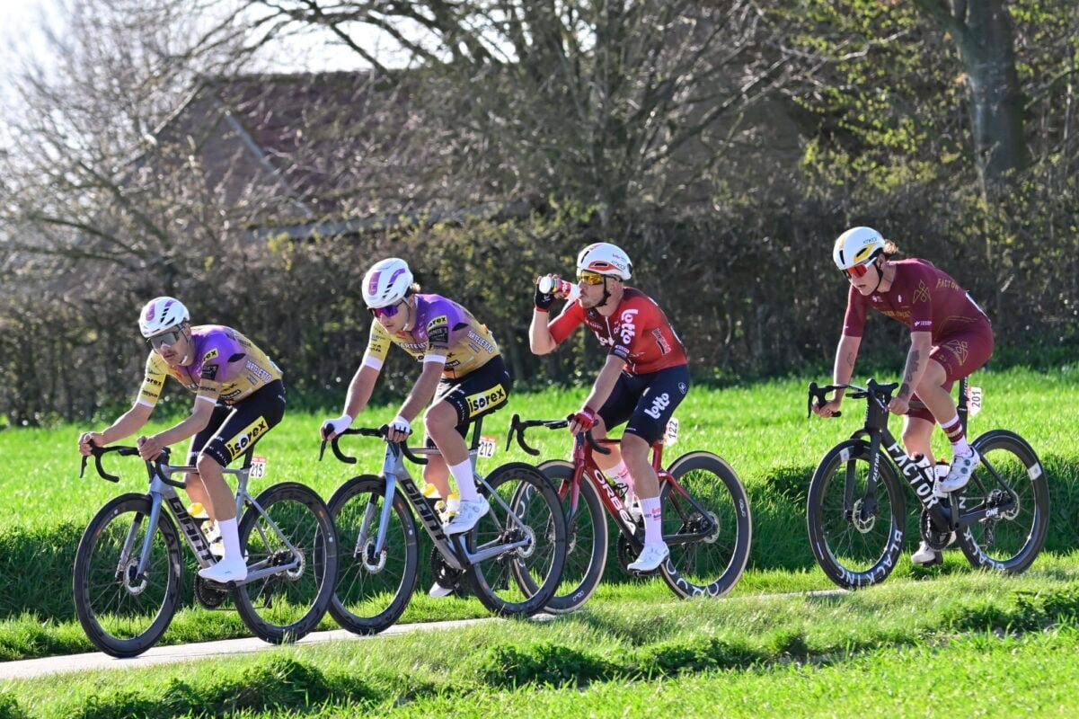 The breakaway group - photo: Fotopersburo Cor Vos