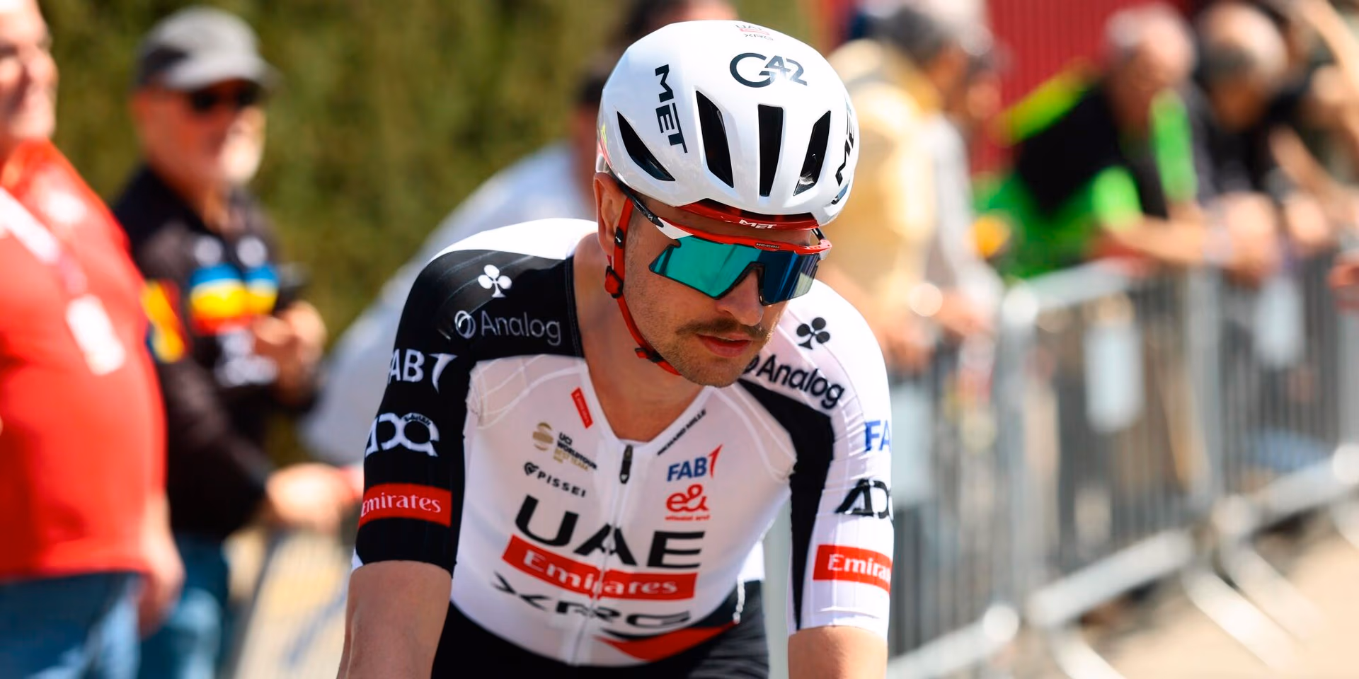Giro 2026: UAE Emirates delivers tough medical verdict for Vine and Soler