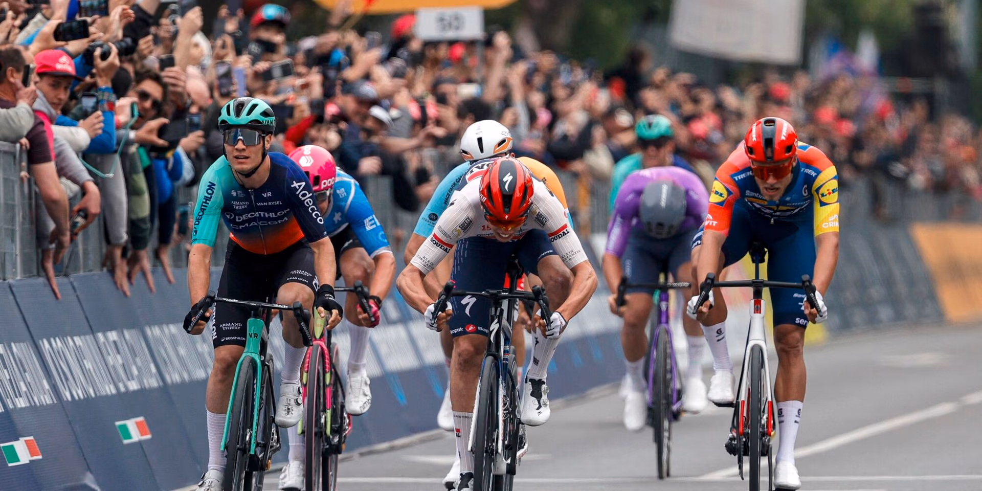 Pink Paul Magnier at a loss for words after Giro win: "I'm going to enjoy this so much..."