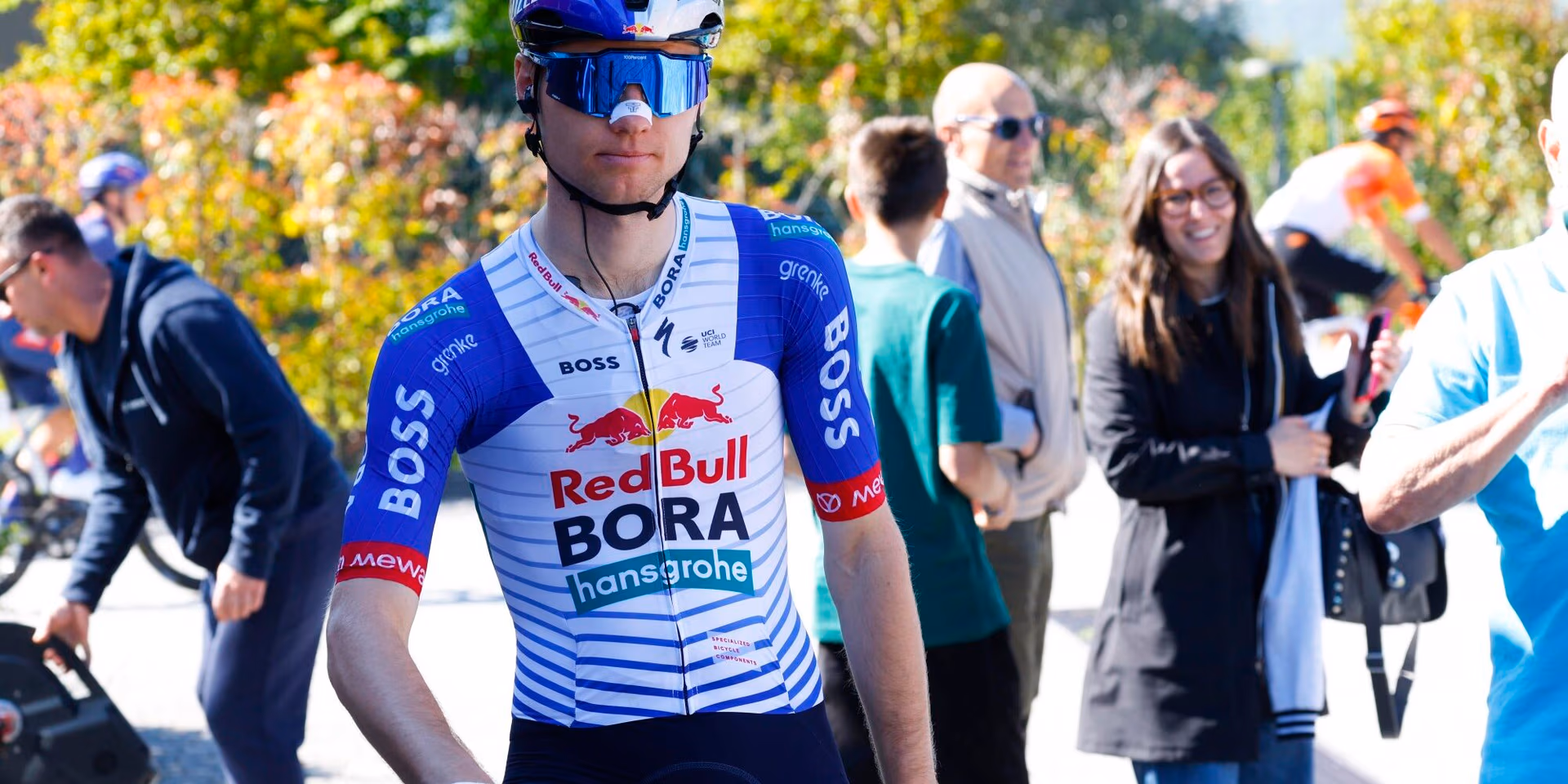 Giro 2026: many withdraw after massive crash, Santiago Buitrago also unable to finish