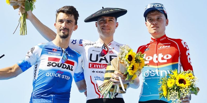 Winner Marc Hirschi (center), Julian Alaphilippe (left) and Lennert Van Eetvelt (right) - photo: Cor Vos