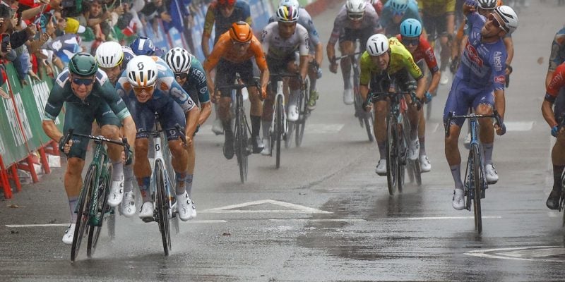 Groves triumphs in green in Santander - photo: Cor Vos