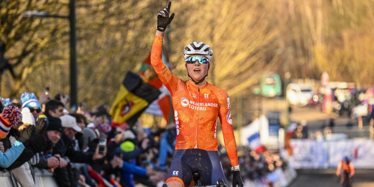 Van Empel is the reigning world cyclocross champion – photo: Cor Vos