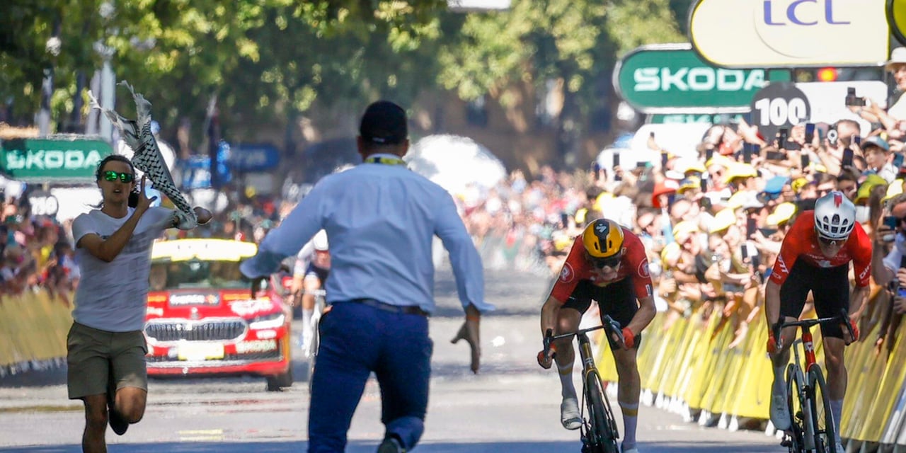 Pro-Palestinian protester fined 300 euros for entering Tour route