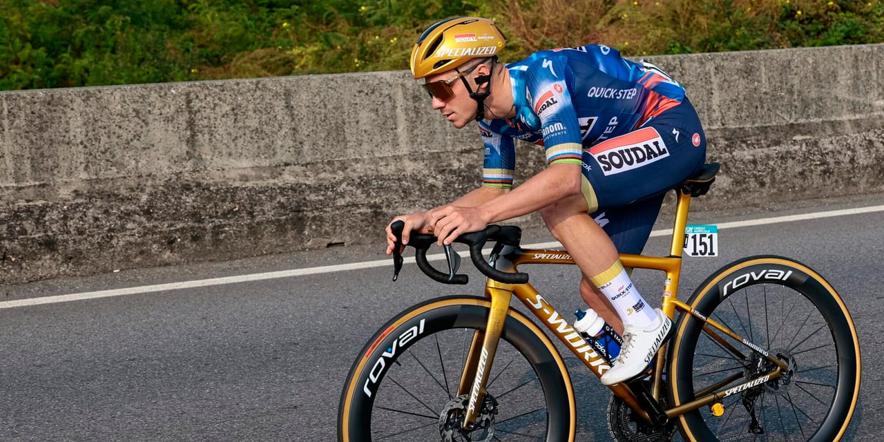 Sean Kelly believes in Tour chances for Remco Evenepoel: "He can win under the right conditions"