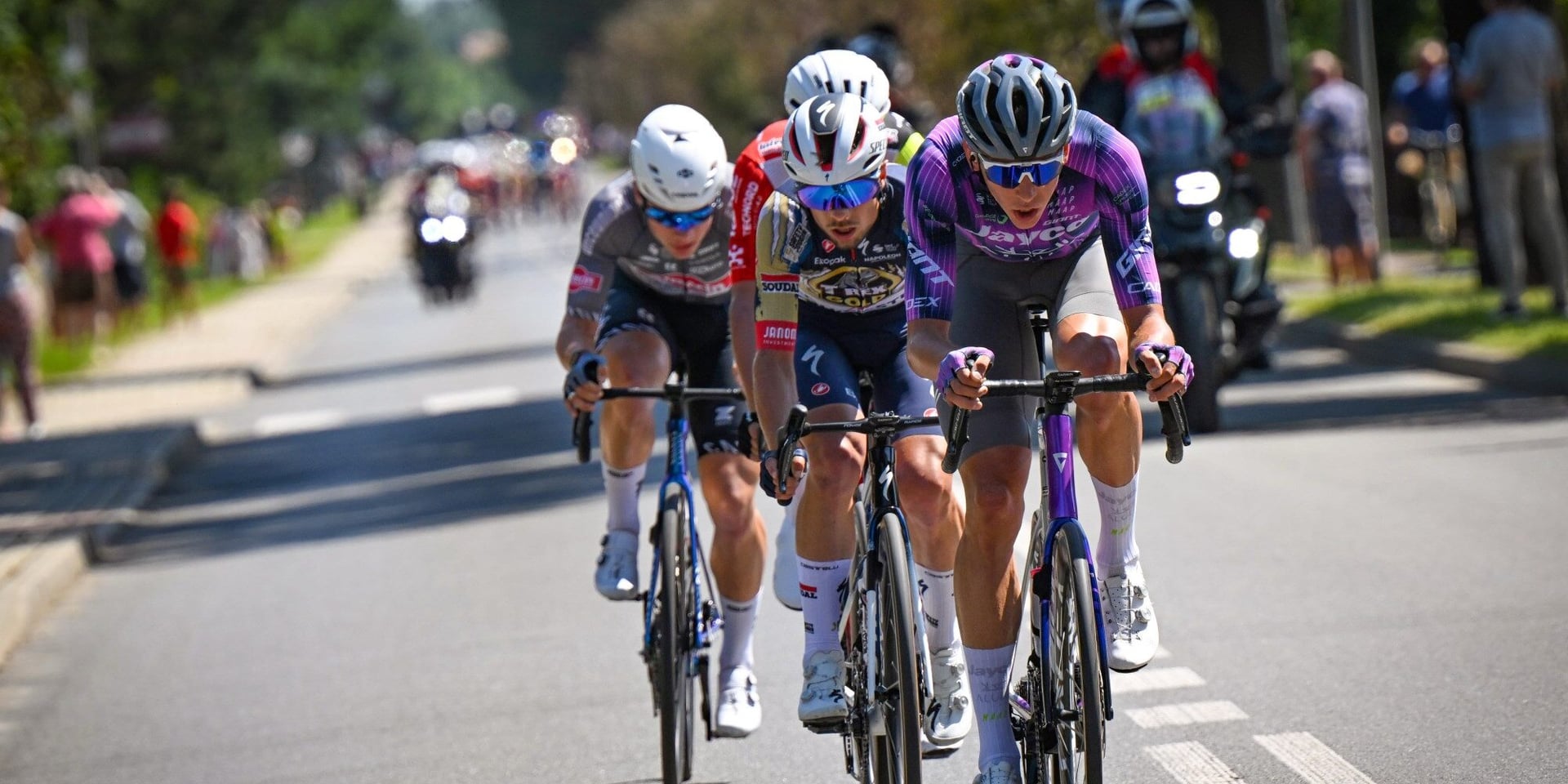 Familiar face returns to the wheel of Jayco AlUla’s team car in 2026