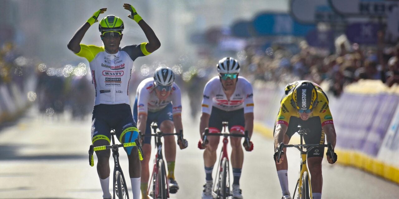 Biniam Girmay makes cycling history at Gent-Wevelgem 2022 – photo: photo agency Cor Vos