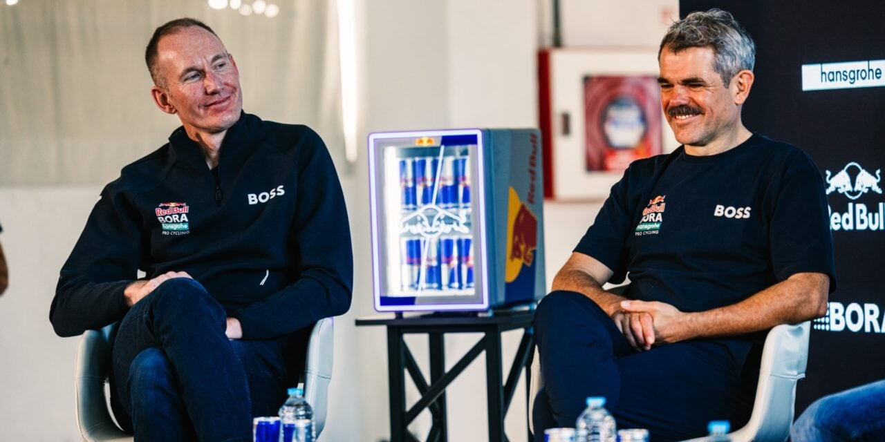 </p><p>Zak Dempster (left) and Ralph Denk - ©️ Red Bull – BORA – hansgrohe | Maximilian Fries