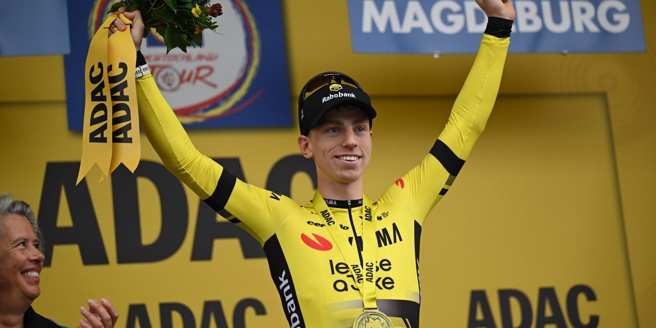 Matthew Brennan extends contract with Visma | Lease a Bike once again