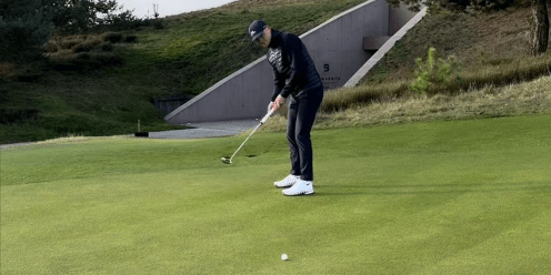 The morning after cyclocross in Namen, Mathieu van der Poel is back on the golf course