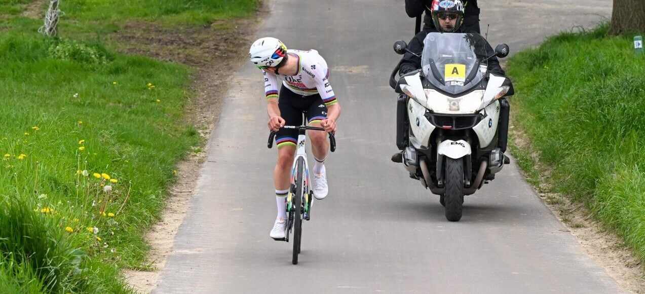Pogacar during one of his long solo attacks – photo: Fotopersburo Cor Vos