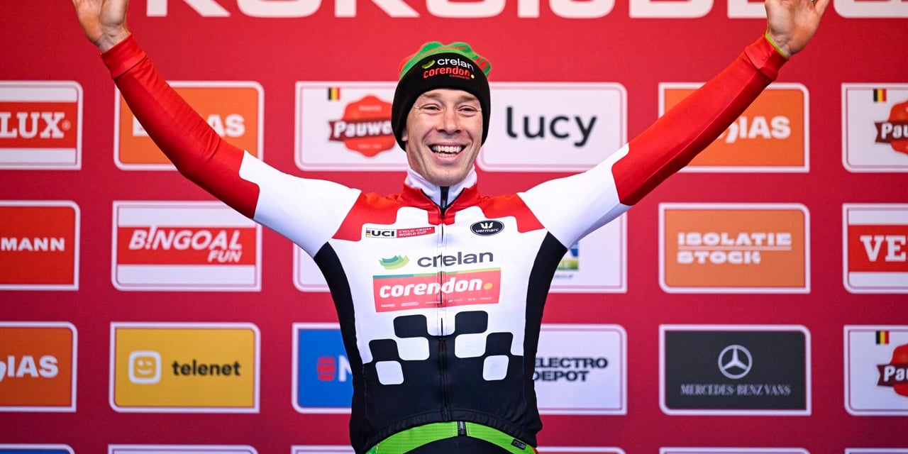 Sweeck in the striking World Cup jersey – photo: Fotopersburo Cor Vos