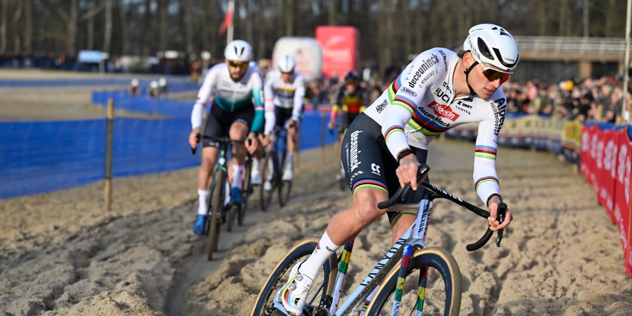Mathieu van der Poel calls cross perfect in Hofstade: "Both physically and technically"