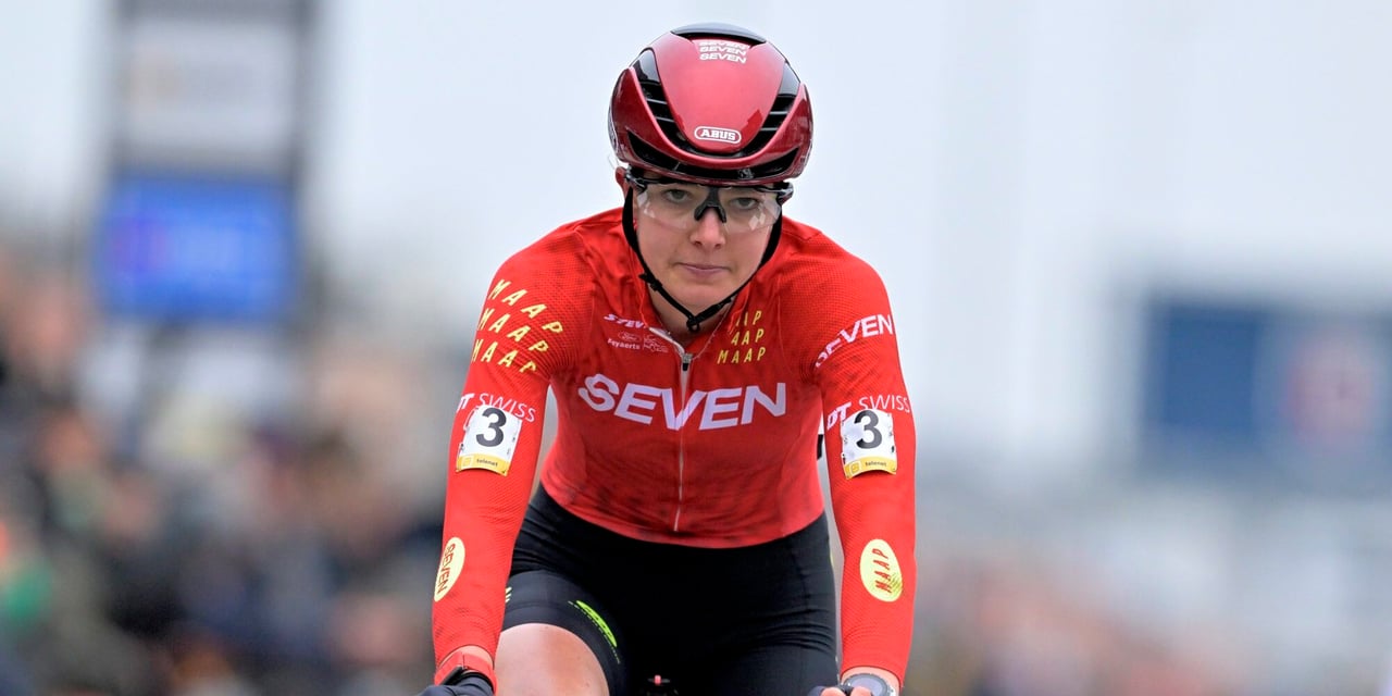 Aniek van Alphen not really happy with Vas's racing behavior: "I didn't think that was quite fair"