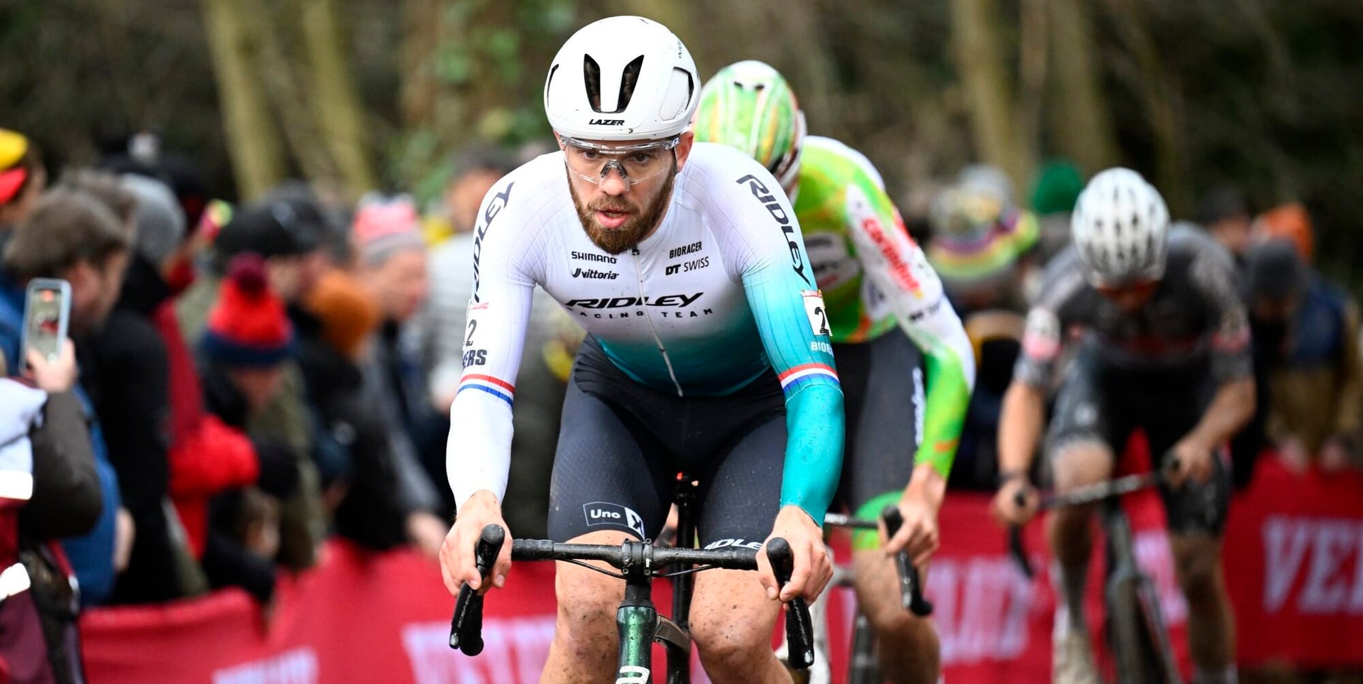 Joris Nieuwenhuis backtracks on earlier statement: "Season is not on hold"