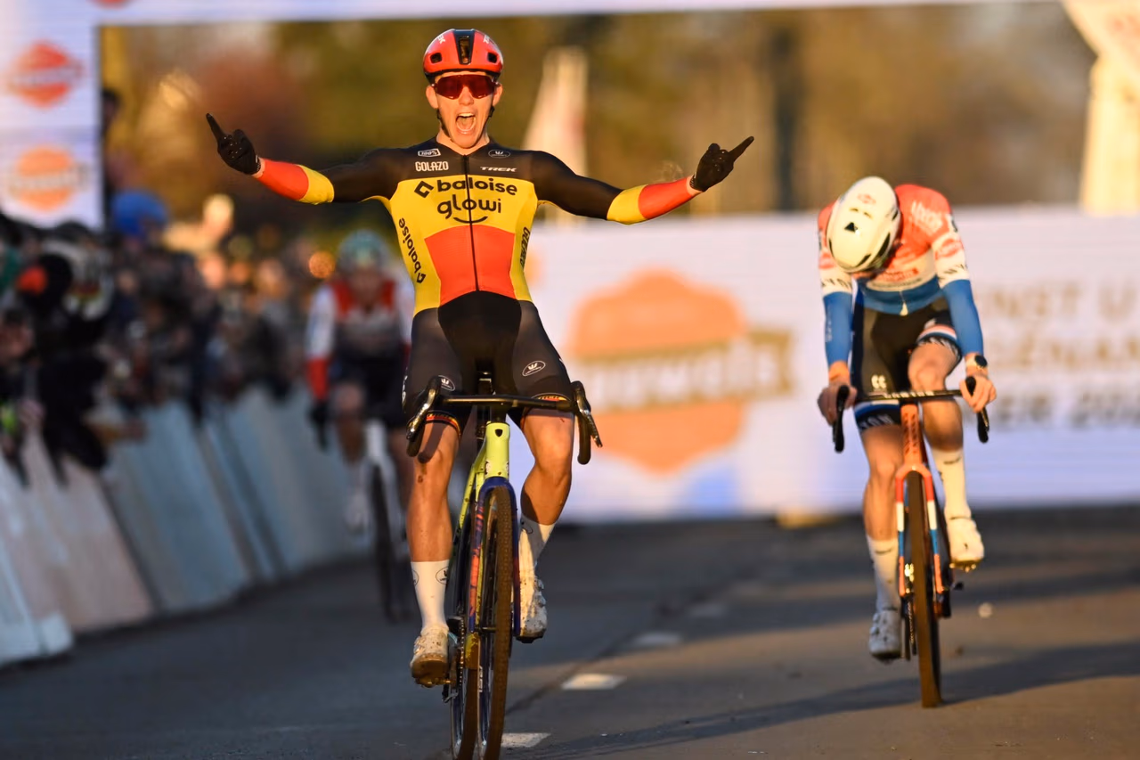 Thibau Nys Beats Del Grosso After Thriller in Dendermonde, Wout van Aert Sixth
