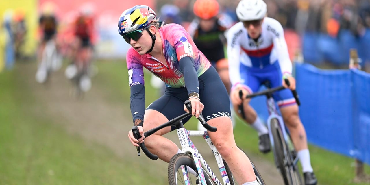 Zoe Bäckstedt contested the victory up to the final lap – photo: Fotopersburo Cor Vos