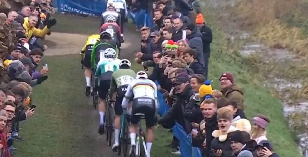 Spectator wants to personally apologize to Mathieu van der Poel after incident