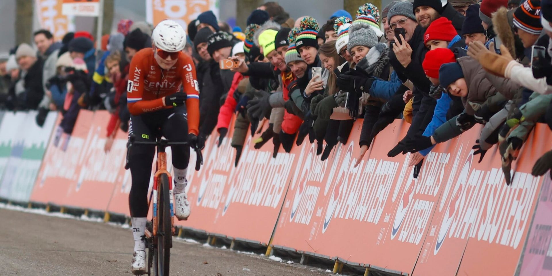 Puck Pieterse skips World Cup in Benidorm, Mathieu van der Poel also still uncertain
