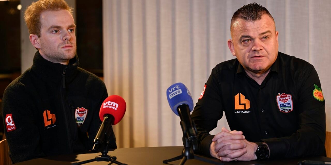 Iserbyt and team manager Jurgen Mettepenningen during an emotional press conference - photo: Fotopersburo Cor Vos