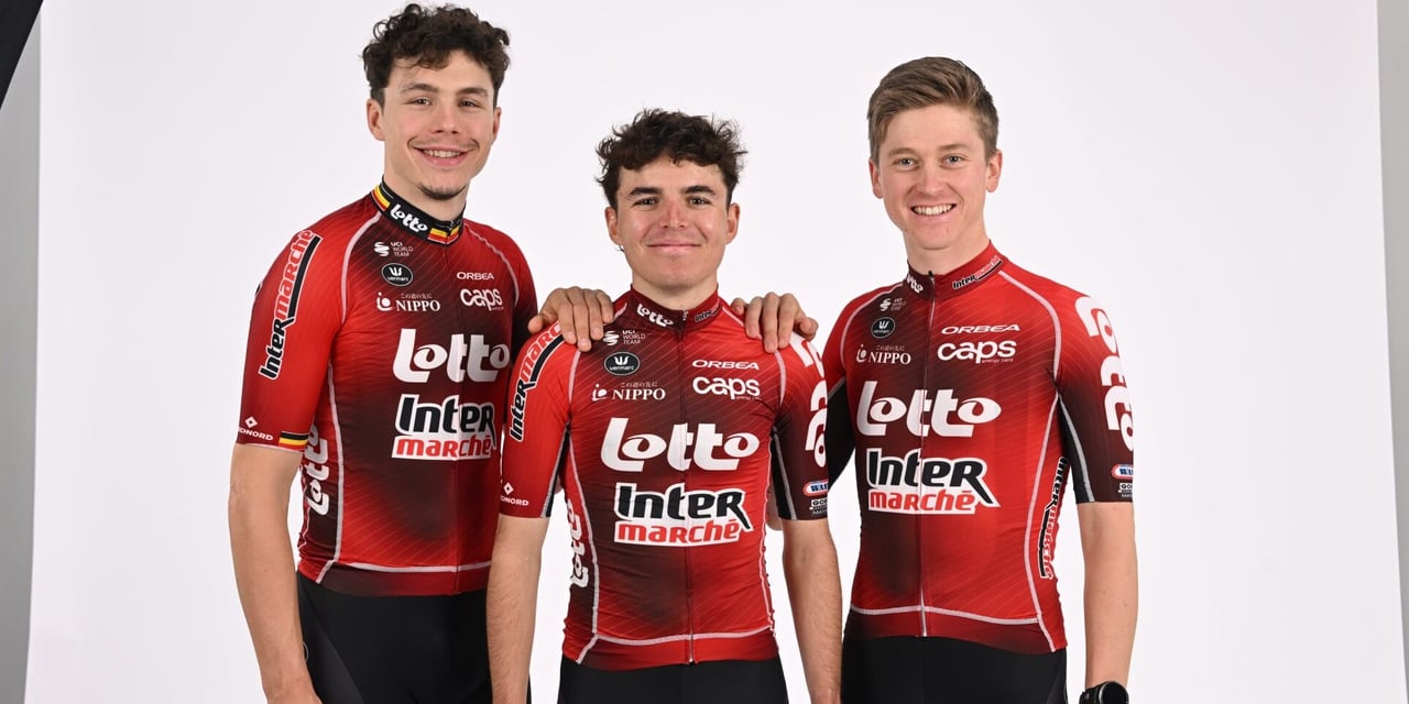 De Lie and Berckmoes beside Widar – photo: Fotopersburo Cor Vos